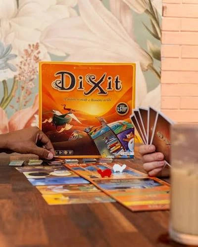 Dixit – Storytelling Picture Card Game